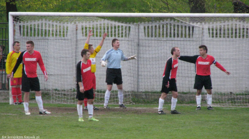 Pogoń Leżajsk-Limblach Zaczernie (1:1), 02.05.2010 r., IV liga podkarpacka #lezajak #leżajsk #pogon #pogoń #PogonLezajak #PogońLeżajsk #sport #PiłkaNożna #lezajsktm #IVLiga #ZaczernieLimblach