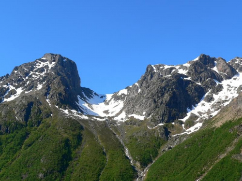 2.07.2005 Góry w otoczeniu fiordu. #góry