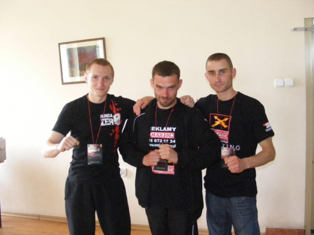 Zapraszamy na www.elstarkteam.pl oraz na www.fightzone.pl #kickboxing #wejherowo #karcz #elstark #zielinski #luzino #FullContact