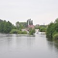 Powódź w Luboniu koło Poznania. Zalane łąki przez wezbrane wody Warty koło mostu do Zakładów Chemicznych. Wysokość wody ok. 3 m.