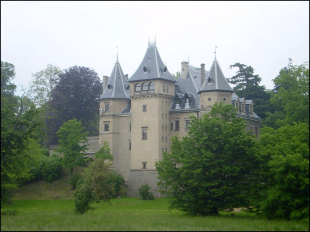 Zamek w Gołuchowie - elewacja zachodnia