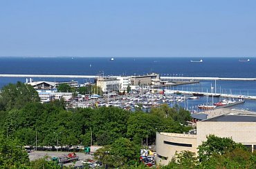 Widok z Kamiennej Góry na przystań jachtową w Gdyni:) #Gdynia