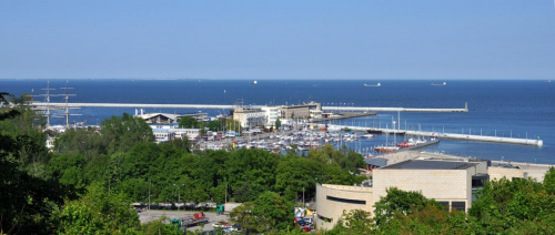 Widok z Kamiennej Góry na przystań jachtową w Gdyni:) #Gdynia