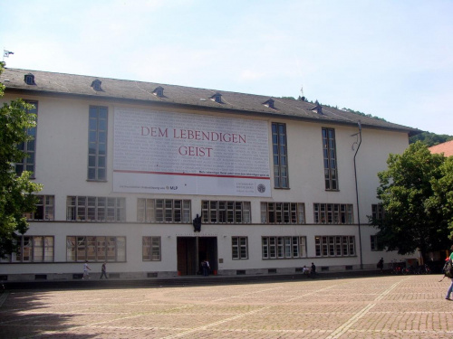 Uniwersytet Ruprechta-Karola w Heidelbergu - najstarsza niemiecka wyższa uczelnia-DZIEDZINIEC #MIASTA #NIEMCY #HEIDELBERG