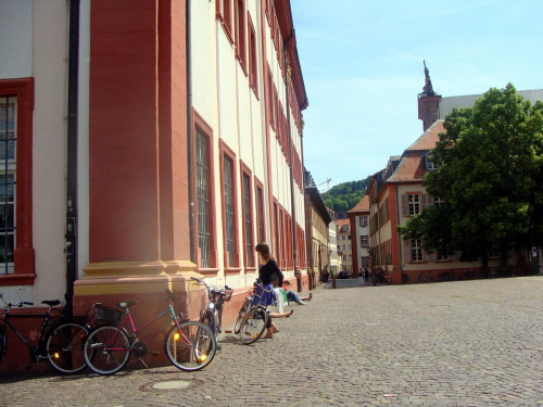 Uniwersytet Ruprechta-Karola w Heidelbergu - najstarsza niemiecka wyższa uczelnia-DZIEDZINIEC #MIASTA #NIEMCY #HEIDELBERG