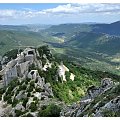 Ruiny zamku Peryreperteuse w Pirenejach. Francja. Niedaleko Perpignan.