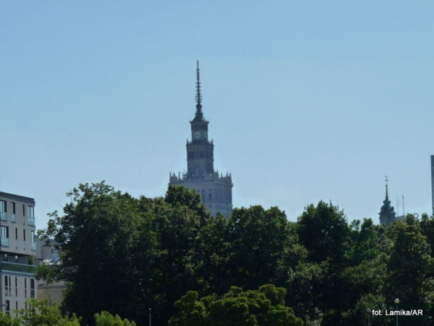 Święto Wisły - widok na lewy brzeg ze statku