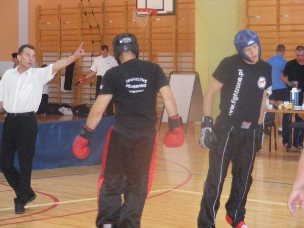 www.fightzone.pl #kickboxing #reda #wejherowo #FightZone #elstark