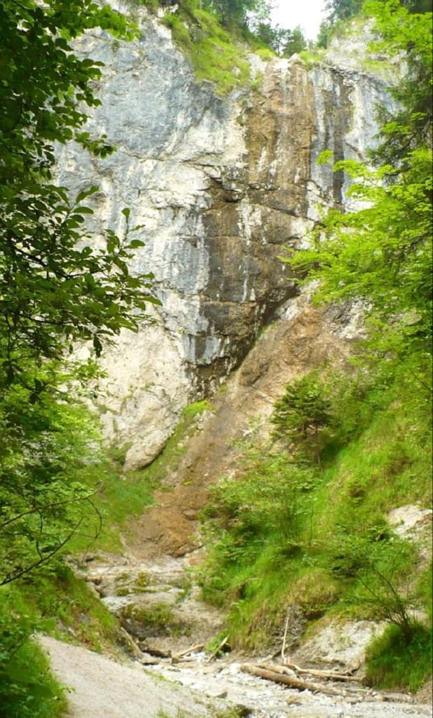 Jeden z wodospadów w Kundl (A)