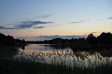 #zalew #wieczór #niebo #chmury #woda