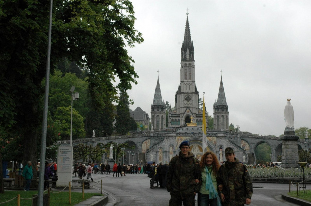 LOURDES - BAZYLIKA #LOURDES #MIASTA #BAZYLIKI