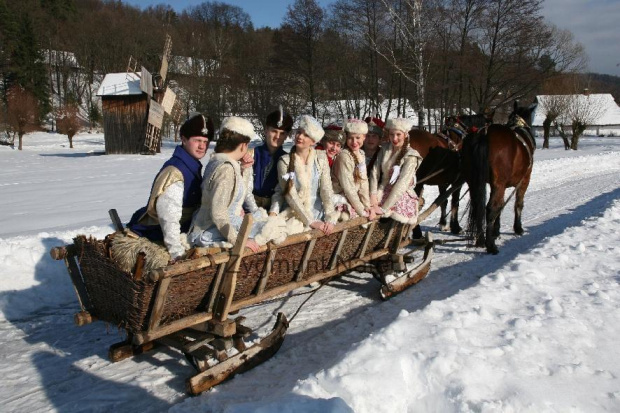 luty'2010 - plener ZTL Sanok w skansenie (zdjęcia Zygmunta Natera) #plener #luty #skansen #ZTLSANOK