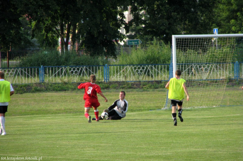 Unia Nowa Sarzyna - Pogoń Leżajsk (sparing 21.07.2010 r.) #pogoń #pogon #leżajsk #lezajsk #PogońLeżajsk #unia #NowaSarzyna #UniaNowaSarzyna #sparing #PiłkaNożna #sport #lezajsktm