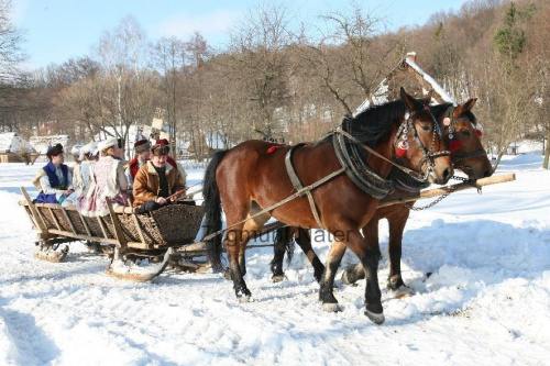 luty'2010 - plener ZTL Sanok w skansenie (zdjęcia Zygmunta Natera) #plener #luty #skansen #ZTLSANOK