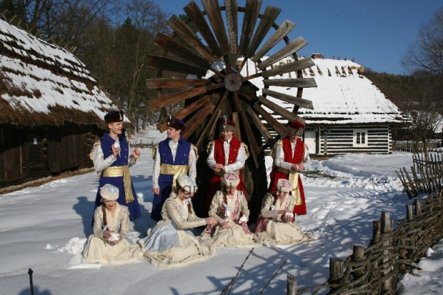 luty'2010 - plener ZTL Sanok w skansenie (zdjęcia Zygmunta Natera) #plener #luty #skansen #ZTLSANOK