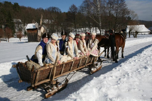 luty'2010 - plener ZTL Sanok w skansenie (zdjęcia Zygmunta Natera) #plener #luty #skansen #ZTLSANOK