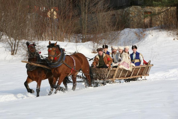 luty'2010 - plener ZTL Sanok w skansenie (zdjęcia Zygmunta Natera) #plener #luty #skansen #ZTLSANOK