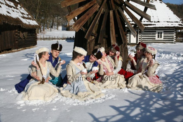 luty'2010 - plener ZTL Sanok w skansenie (zdjęcia Zygmunta Natera) #plener #luty #skansen #ZTLSANOK