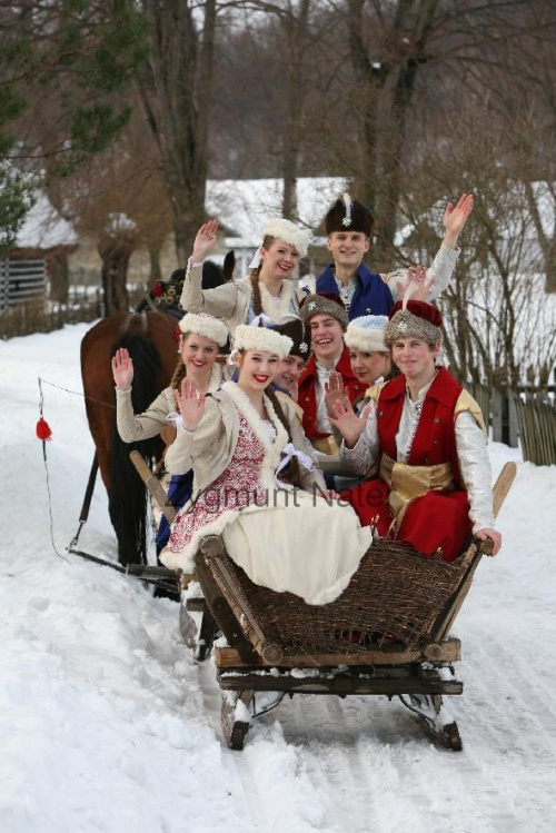 luty'2010 - plener ZTL Sanok w skansenie (zdjęcia Zygmunta Natera) #plener #luty #skansen #ZTLSANOK