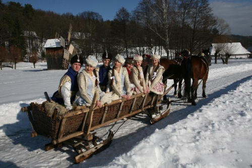 luty'2010 - plener ZTL Sanok w skansenie (zdjęcia Zygmunta Natera) #plener #luty #skansen #ZTLSANOK