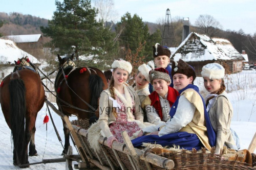 luty'2010 - plener ZTL Sanok w skansenie (zdjęcia Zygmunta Natera) #plener #luty #skansen #ZTLSANOK