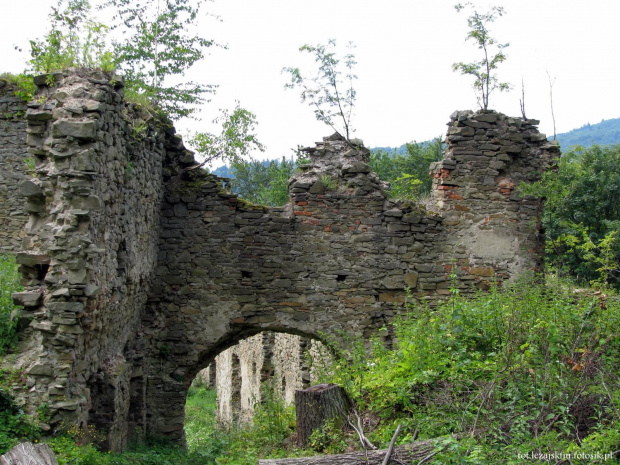 ruiny zamku Zborov - Słowacja #zborov #zamki #ruiny #historia #słowacja #krajobrazy #zamek #lezajsktm