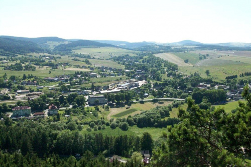 Panorama z punktu widokowego Szczytnik 568 nmp. na Szczytnicę(niedaleko Polanicy Zdroju).