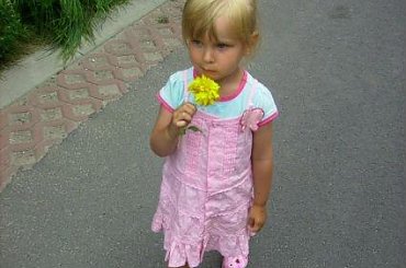 Dama z kwiatkiem :) #dzieci