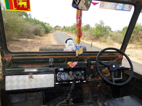 Jeep Safari W Parku Narodowym Yala