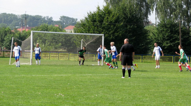 Pogoń Leżajsk - Orzeł Przeworsk (juniorzy starsi), sparing, 07.08.2010 r. #orzeł #przeworsk #orzel #OrzełPrzeworsk #lezajsk #leżajsk #pogon #pogoń #PogońLeżajsk #lezajsktm #PiłkaNożna #sport #JuniorzyStarsi #juniorzy