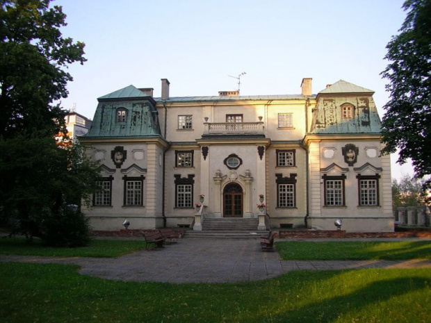 Rzeszów (podkarpackie) - pałacyk Lubomirskich