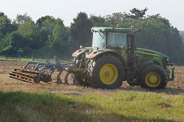 #JohnDeere #JD7820 #traktor #ciągnik #kultywator #ziemia