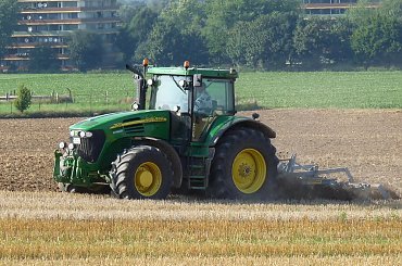 #JohnDeere #JD7820 #traktor #ciągnik #kultywator #ziemia