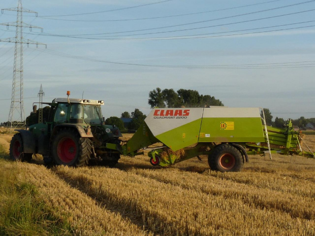 #żniwa #Fendt #traktor #ciągnik #snopki #presa #Claas #słoma