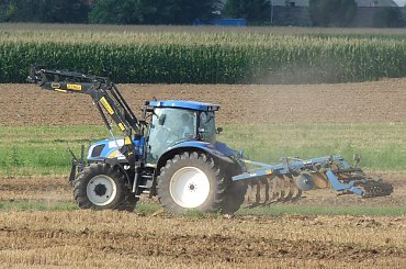 #traktor #ciągnik #kultywator