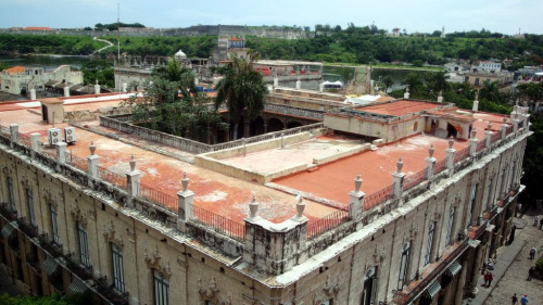 Hawana - widok na Pałac Gubernatora (Muzeum Miejskie) z Hotelu Ambos Mundos #Kuba #Hawana