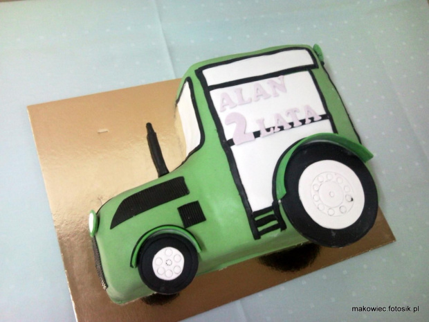 Traktorek dla Alanka #traktor #tort #urodziny #alan #ursus #ciągnik