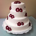 9 kg torcik na wesele Biało , Bordowy #tort #wesele #gerbery #kwiaty #kościół