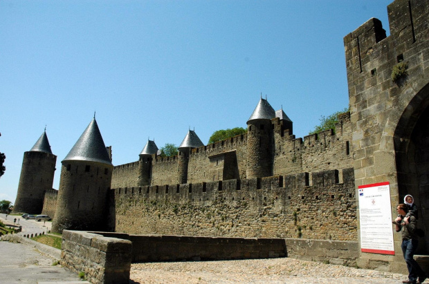 Carcassonne - potężne mury Carcassonne #CARCASSONNE #MIASTA