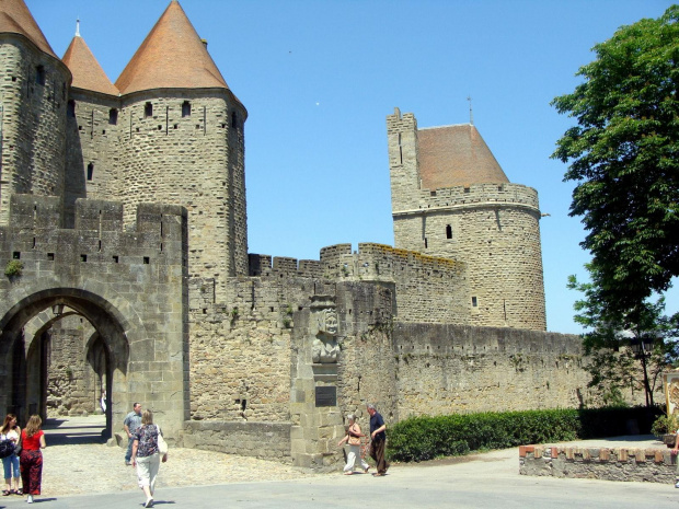 Carcassonne - potężne mury #CARCASSONNE #MIASTA