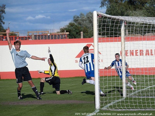 Sebastian Radzio strzela na 2:0 w meczu Wigry Suwałki - Puszcza Niepołomice #WigrySuwałki #PuszczaNiepołomice