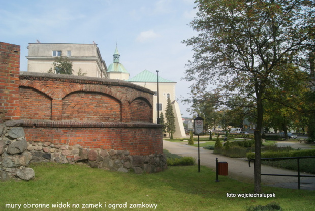 Słupsk
okolice zamku Książąt Pomorskich
kościoła pw św Jacka
mury obronne ,ogród zamkowy