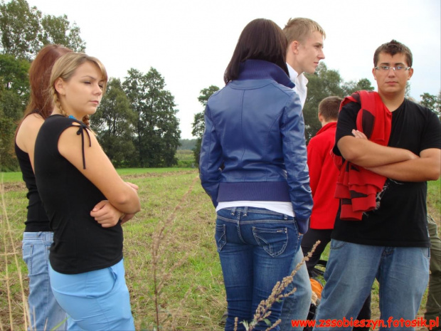 14 wrześnie wyruszyliśmy na wycieczkę Śladami Fundacji Kajetana hr. Kickiego i przeszłości archeologicznej Sobieszyna #Sobieszyn #Brzozowa