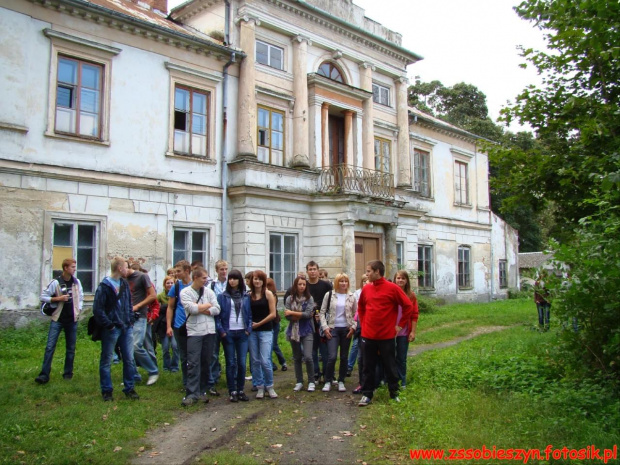 14 wrześnie wyruszyliśmy na wycieczkę Śladami Fundacji Kajetana hr. Kickiego i przeszłości archeologicznej Sobieszyna #Sobieszyn #Brzozowa