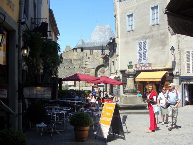 CARCASSONNE- SPACER PO MIEŚCIE #CARCASSONNE #MIASTA