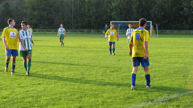 Pogoń Leżajsk - Wisłoka Dębica (1:1), 18.09.2010 r., IV liga podkarpacka #pogoń #pogon #lezajsk #leżajsk #PogońLeżajsk #seniorzy #IVLiga #sport #PiłkaNożna #lezajsktm #wisłoka #dębica #WisłokaDębica