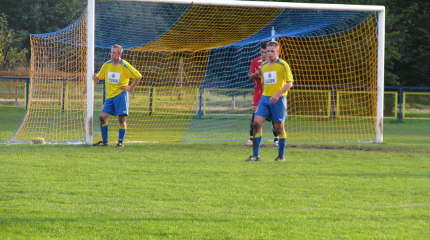 Pogoń Leżajsk - Wisłoka Dębica (1:1), 18.09.2010 r., IV liga podkarpacka #pogoń #pogon #lezajsk #leżajsk #PogońLeżajsk #seniorzy #IVLiga #sport #PiłkaNożna #lezajsktm #wisłoka #dębica #WisłokaDębica