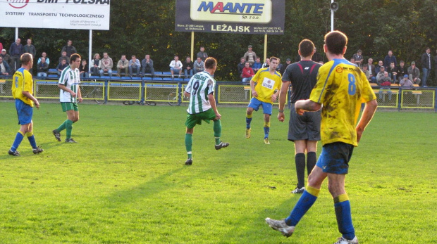 Pogoń Leżajsk - Wisłoka Dębica (1:1), 18.09.2010 r., IV liga podkarpacka #pogoń #pogon #lezajsk #leżajsk #PogońLeżajsk #seniorzy #IVLiga #sport #PiłkaNożna #lezajsktm #wisłoka #dębica #WisłokaDębica