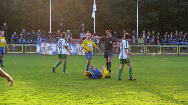 Pogoń Leżajsk - Wisłoka Dębica (1:1), 18.09.2010 r., IV liga podkarpacka #pogoń #pogon #lezajsk #leżajsk #PogońLeżajsk #seniorzy #IVLiga #sport #PiłkaNożna #lezajsktm #wisłoka #dębica #WisłokaDębica