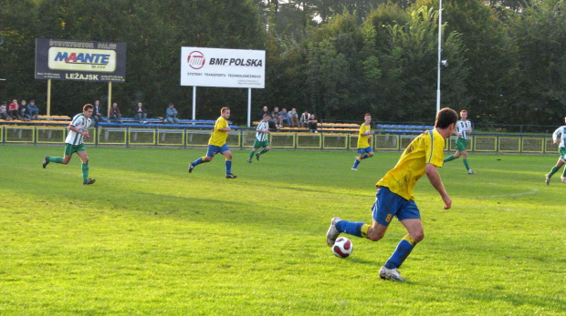 Pogoń Leżajsk - Wisłoka Dębica (1:1), 18.09.2010 r., IV liga podkarpacka #pogoń #pogon #lezajsk #leżajsk #PogońLeżajsk #seniorzy #IVLiga #sport #PiłkaNożna #lezajsktm #wisłoka #dębica #WisłokaDębica